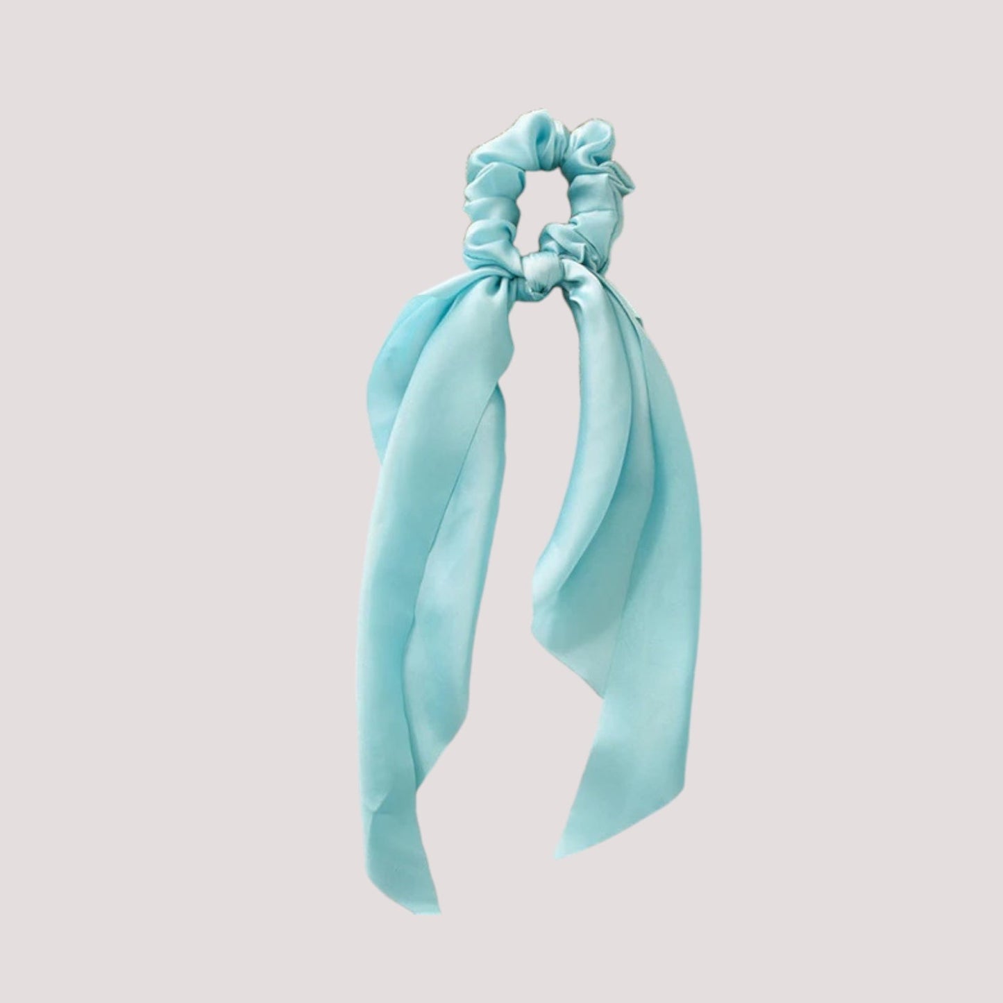 Chouchou foulard indigo sur fond blanc, tissu doux et stable