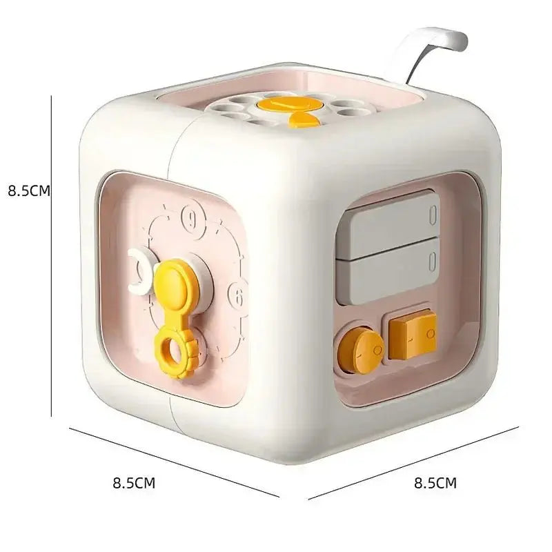Cube multifonction avec activités sensorielles pour jeunes enfants