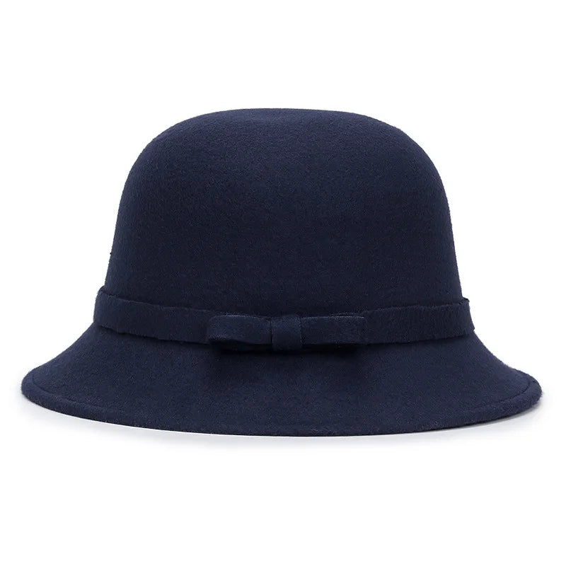 Détail de la texture du tissu d'un chapeau cloche