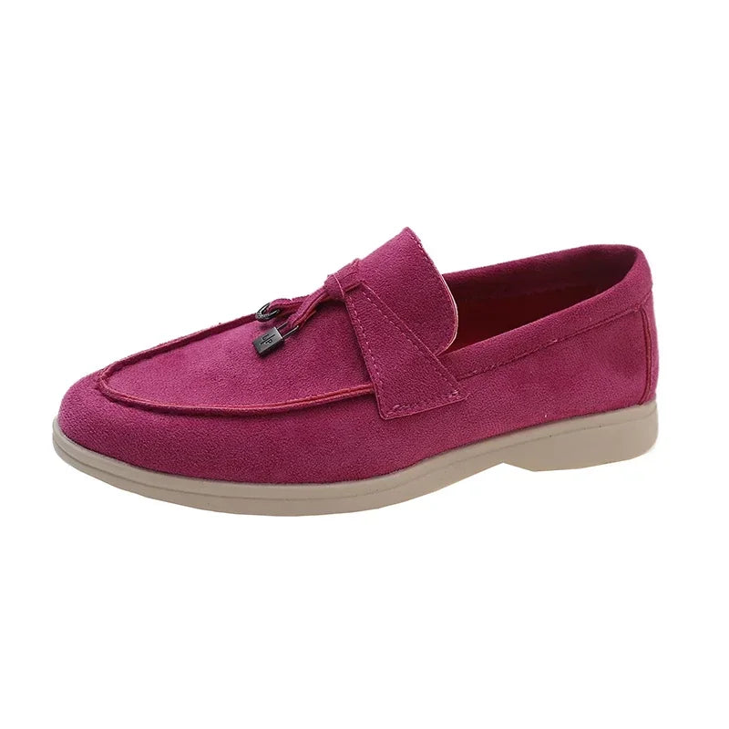 Vue arrière des mocassins avec semelle texturée