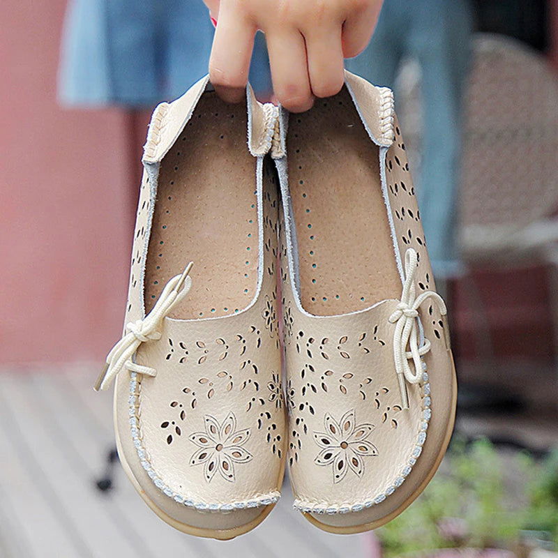 Détails des coutures et finitions des mocassins