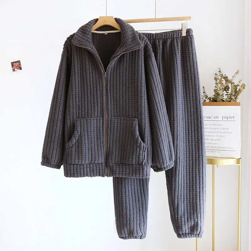 Pyjama marron pour homme avec col en V et boutons