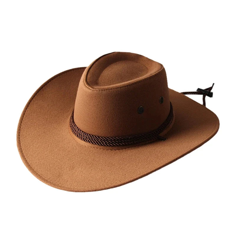 Chapeau cowboy accroché à un crochet en métal
