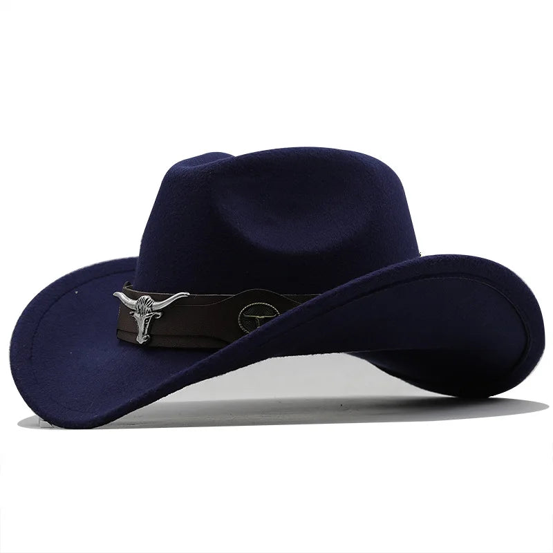 Chapeau cowboy avec reflet de lumière sur le bord