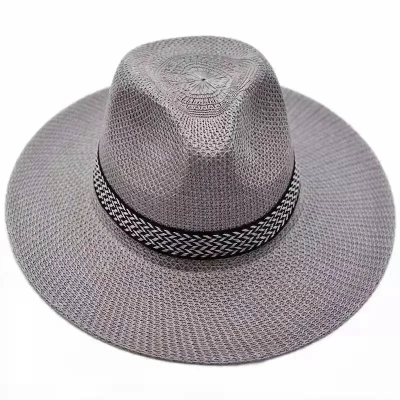 Détail du bord plat du chapeau Panama en paille