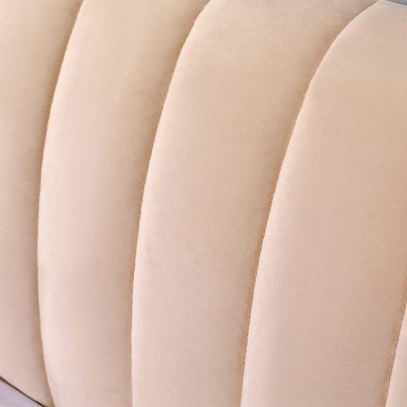 Vue rapprochée du tissu doux beige de la housse