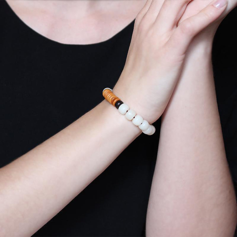 Bracelet bouddhiste avec graines de Bodhi et noix de coco