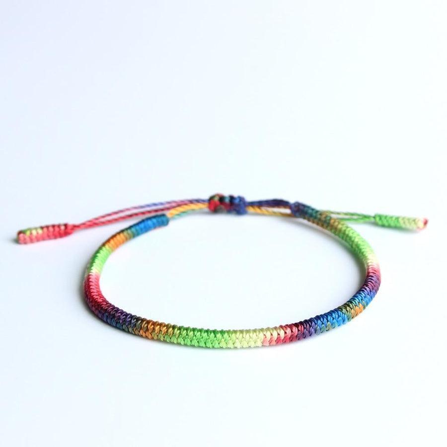 Détail des perles colorées du bracelet 7 chakras