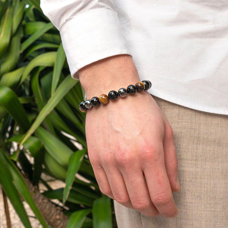 Perles de différentes couleurs sur bracelet de 18 cm
