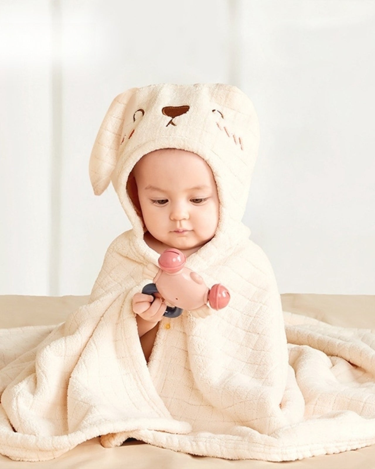 Cape de bain bébé lapin blanc en coton pur 0-3 ans