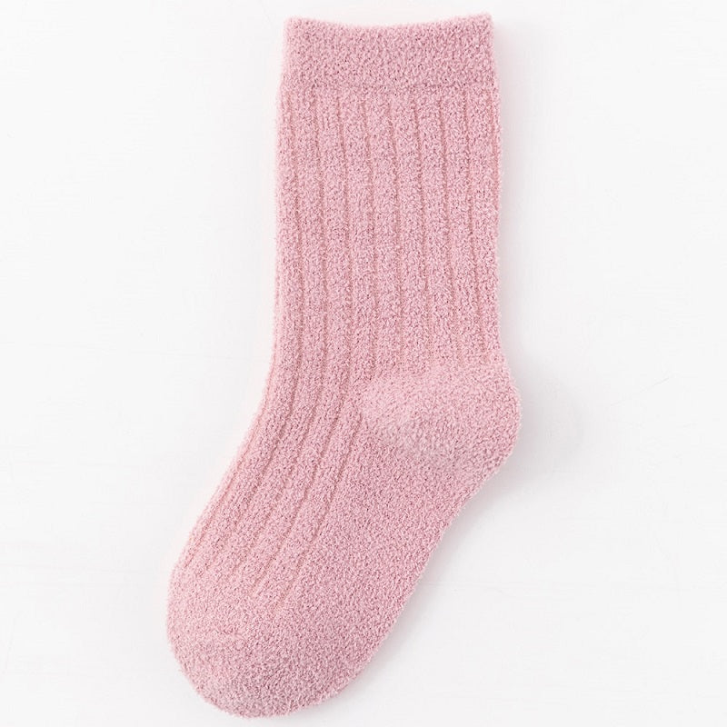 Ensemble de chaussettes enfant, vue rapprochée sur les motifs