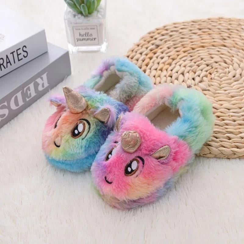 Chaussons bébé fille multicolores licorne en Pilou Pilou
