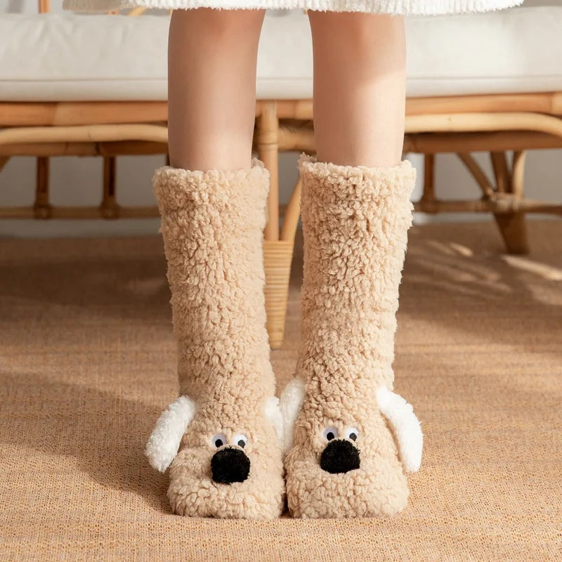 Chaussettes beige avec motif chien et semelle antidérapante