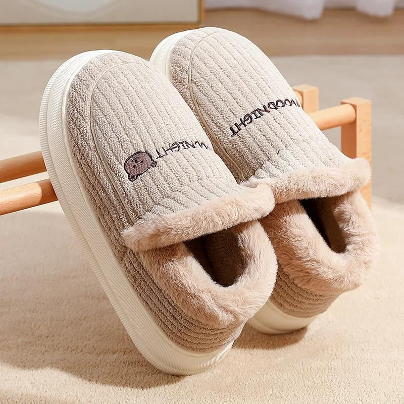 Chaussons homme beige en moumoute avec semelle antidérapante