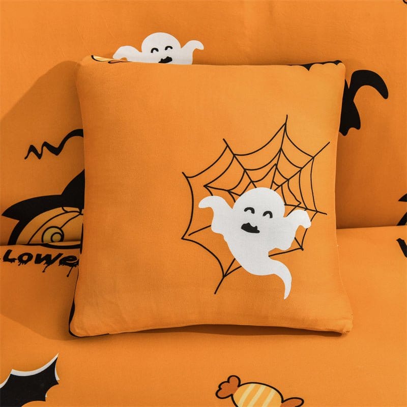 Housses de coussin noires et blanches avec motifs fantômes
