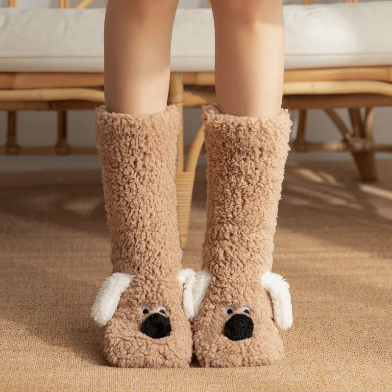 Chaussons marron motif chien en Pilou Pilou pour femme