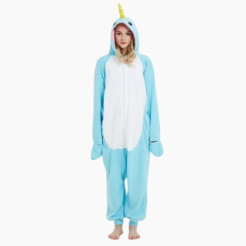 Combinaison de nuit bleue avec capuche narval pour femme