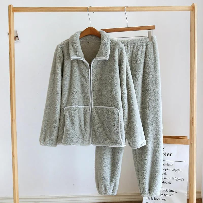 Pyjama polaire vert menthe pour femme avec col rabattu
