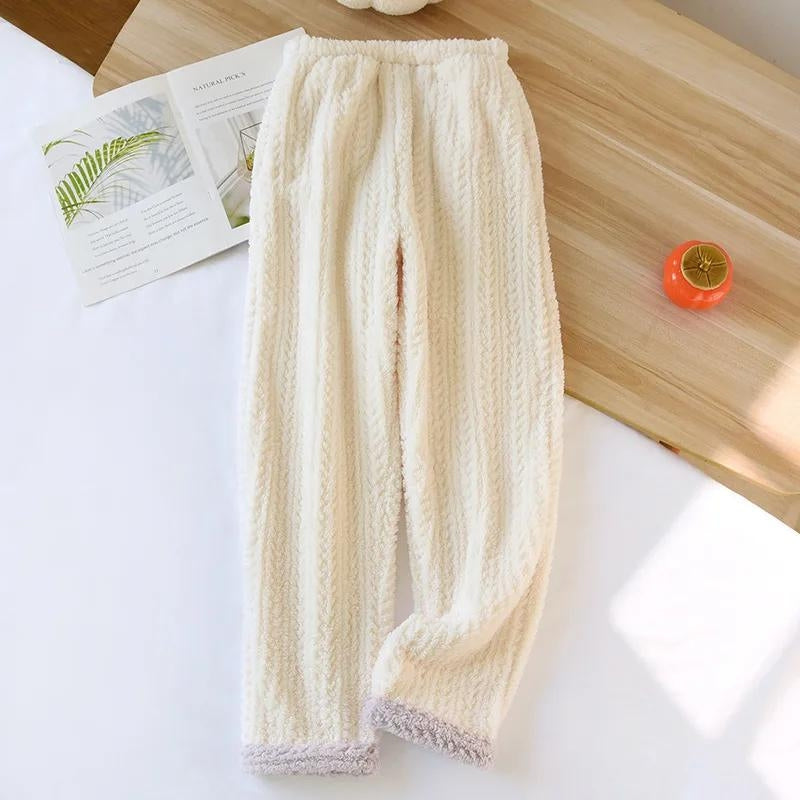 Jogging pyjama beige en Pilou Pilou pour femme, vue de face