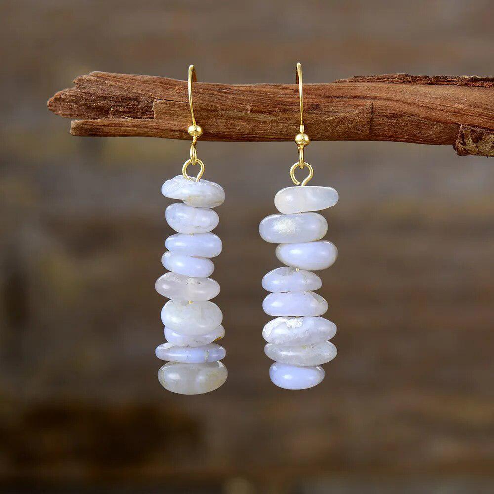 Boucles d'oreilles en agate sur crochet doré artisanal