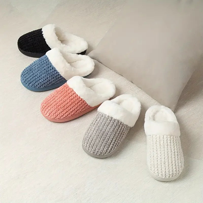 Pantoufles blanches pour homme avec fausse fourrure intérieure