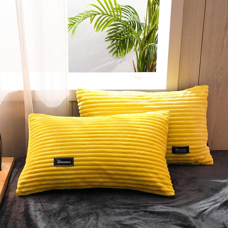Lit complet avec drap-housse et housse de couette en velours