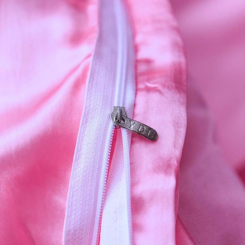 Gros plan sur la qualité du tissu satin polyester