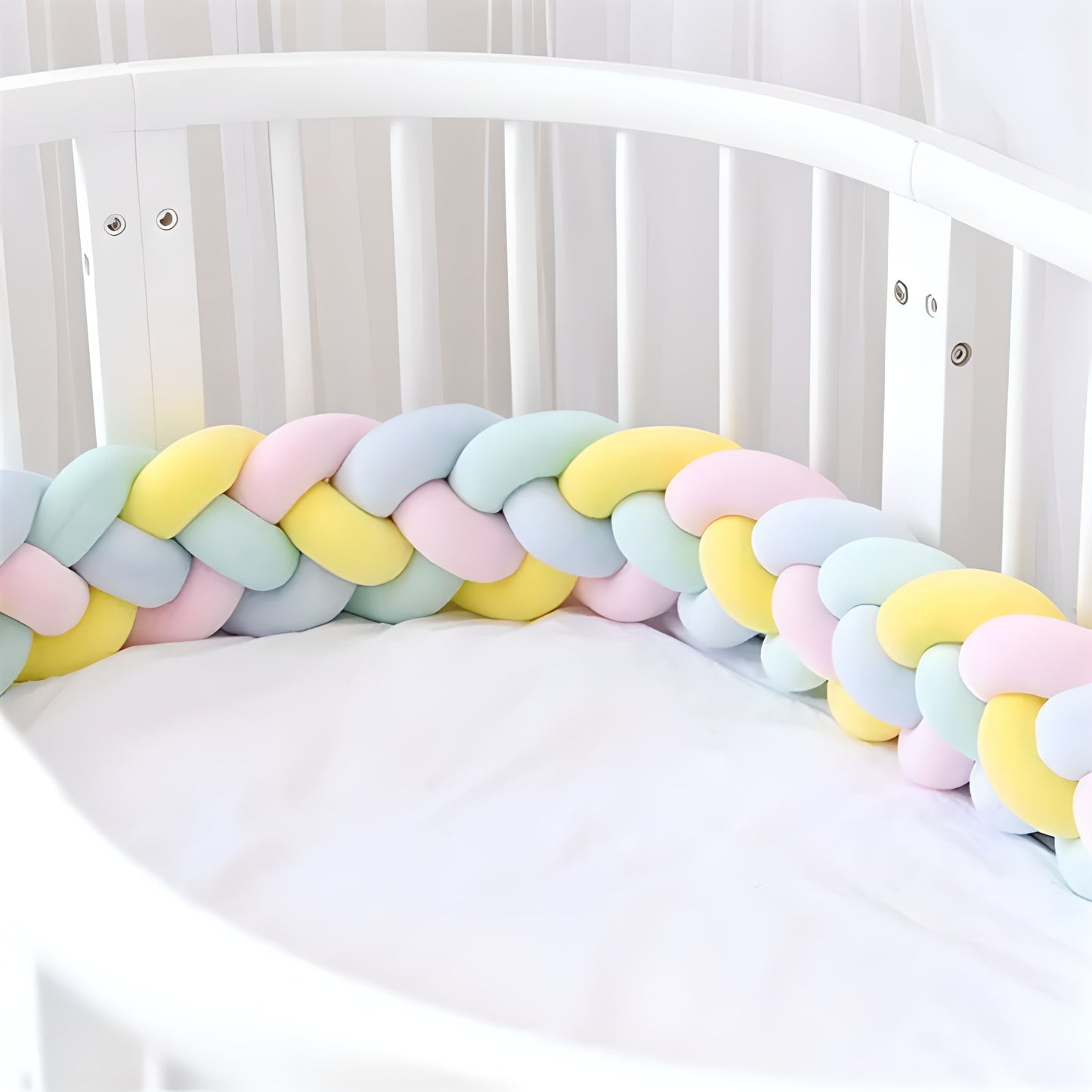Tour de lit tressé 4 brins en coton doux pour bébé