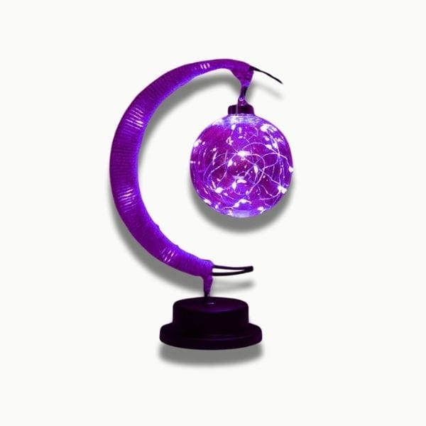 Lumière mauve diffusée par une veilleuse LED à filaments