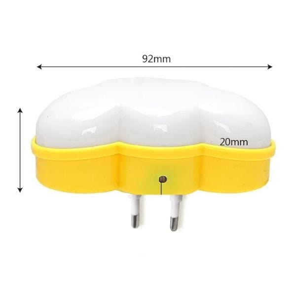 Gros plan sur la veilleuse nuage montrant sa texture douce et lumineuse