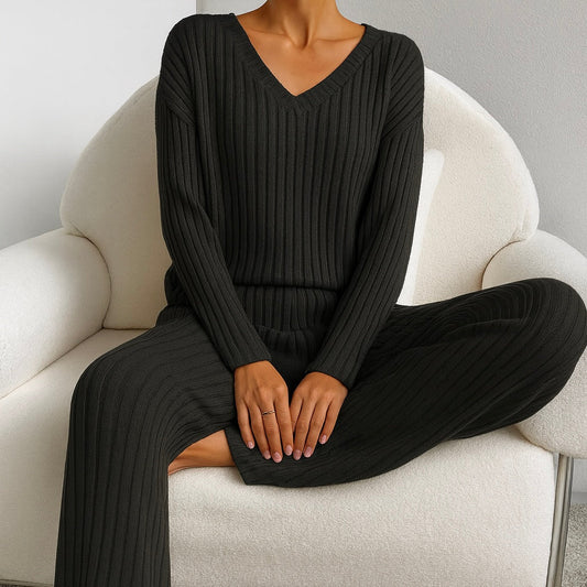 Ensemble pyjama présenté sur un fond clair