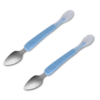 Deux cuillères bleues pour enfants, manche ergonomique