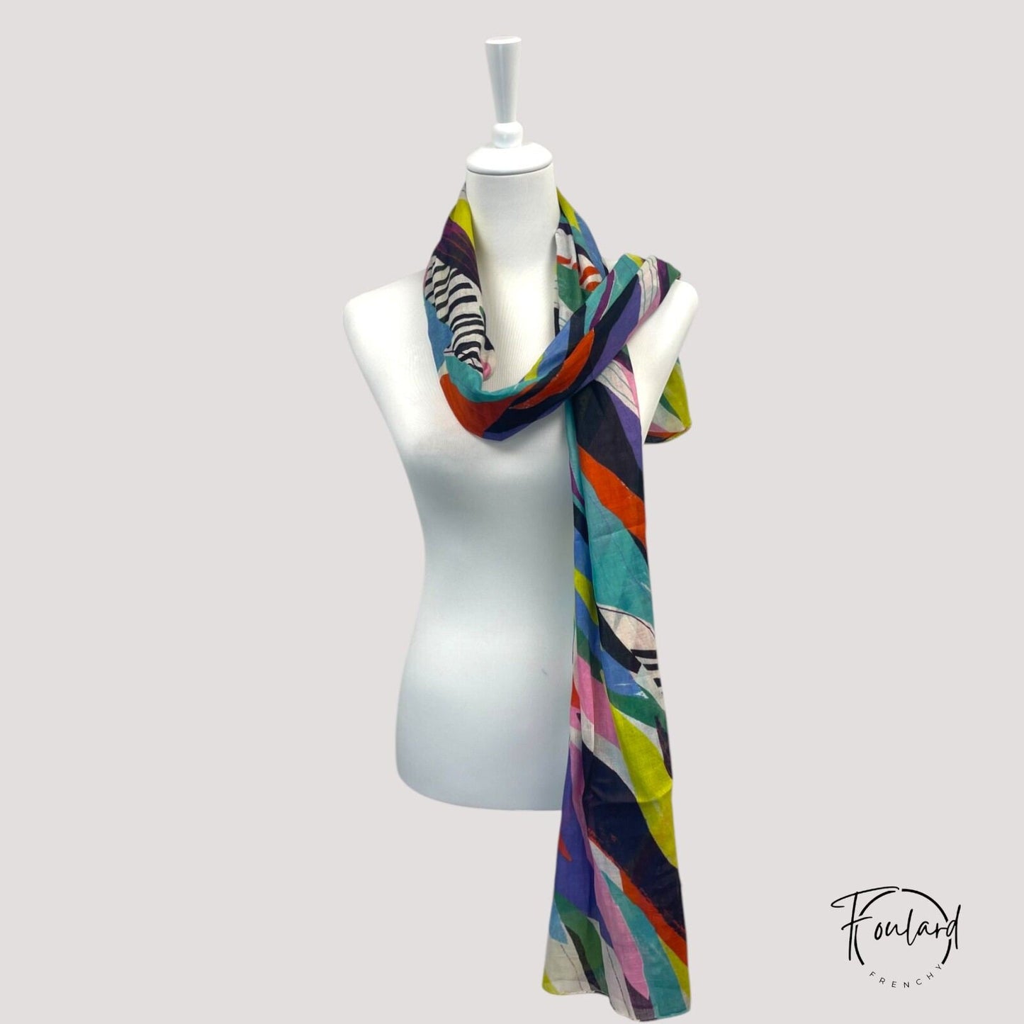 Foulard multicolore en coton avec motifs géométriques abstraits