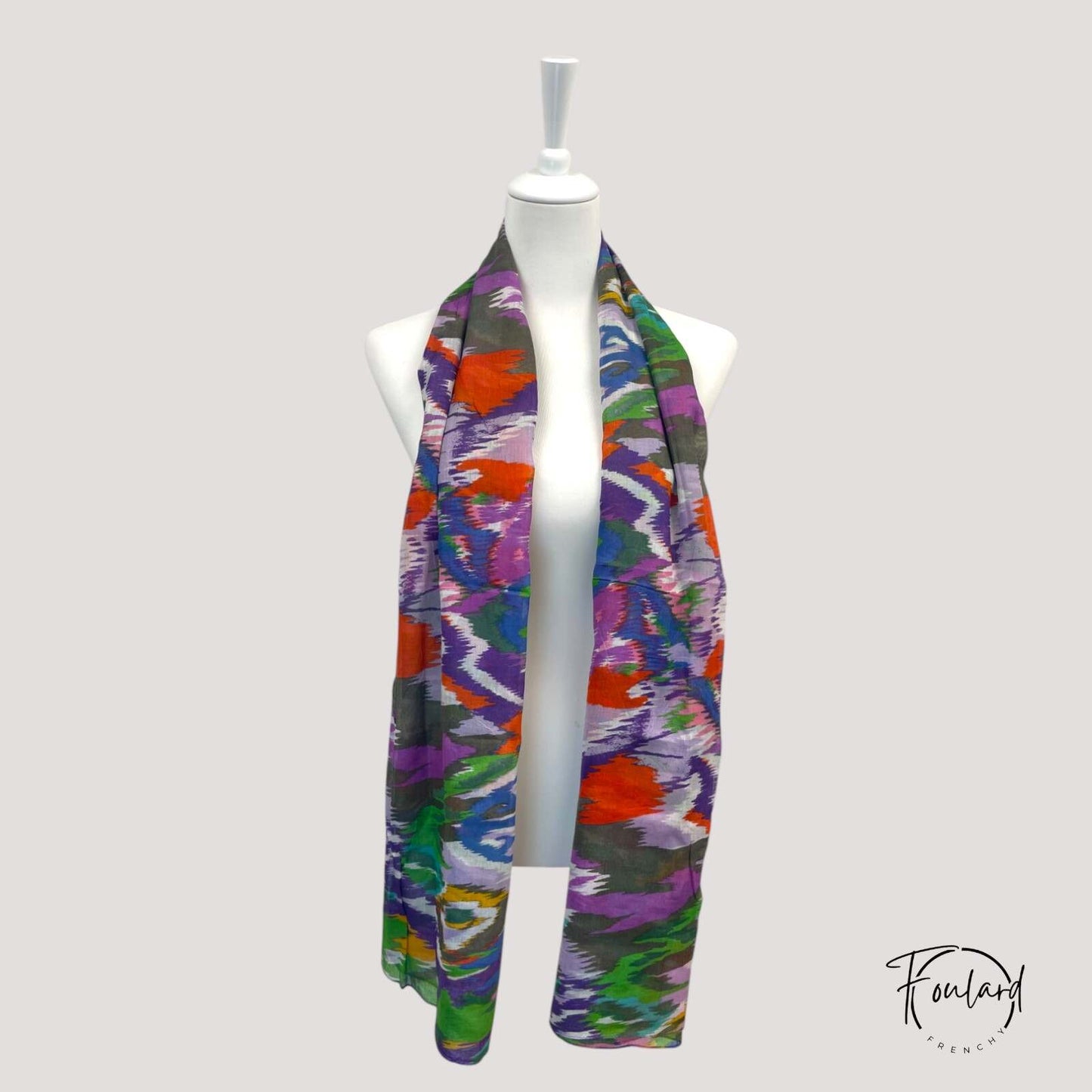 Vue rapprochée des couleurs vives et motifs ethniques