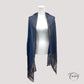 Foulard bleu marine avec bande dorée et perles cousues