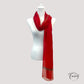Foulard rouge avec bande dorée scintillante