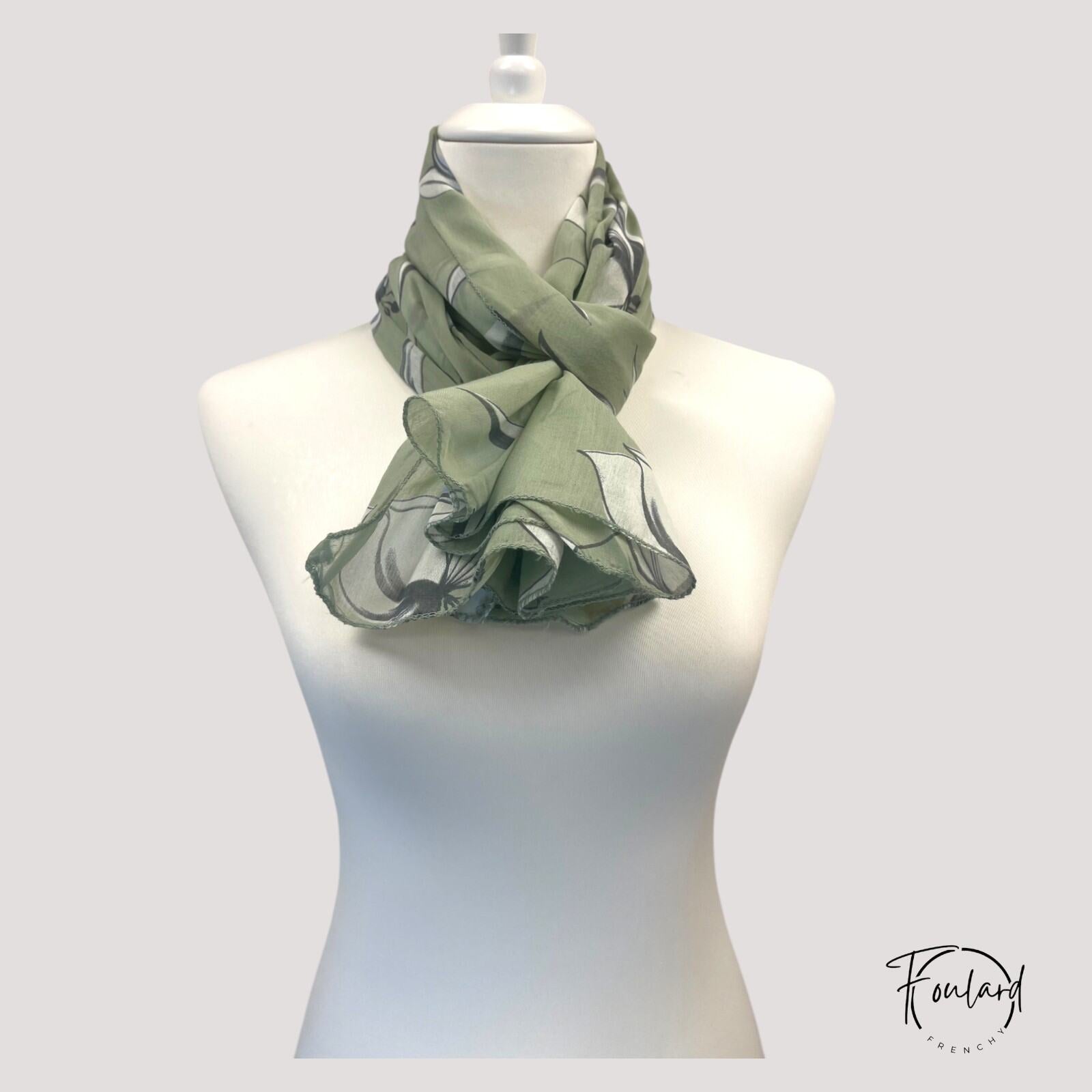 Foulard en viscose douce, vert sauge et bleu clair