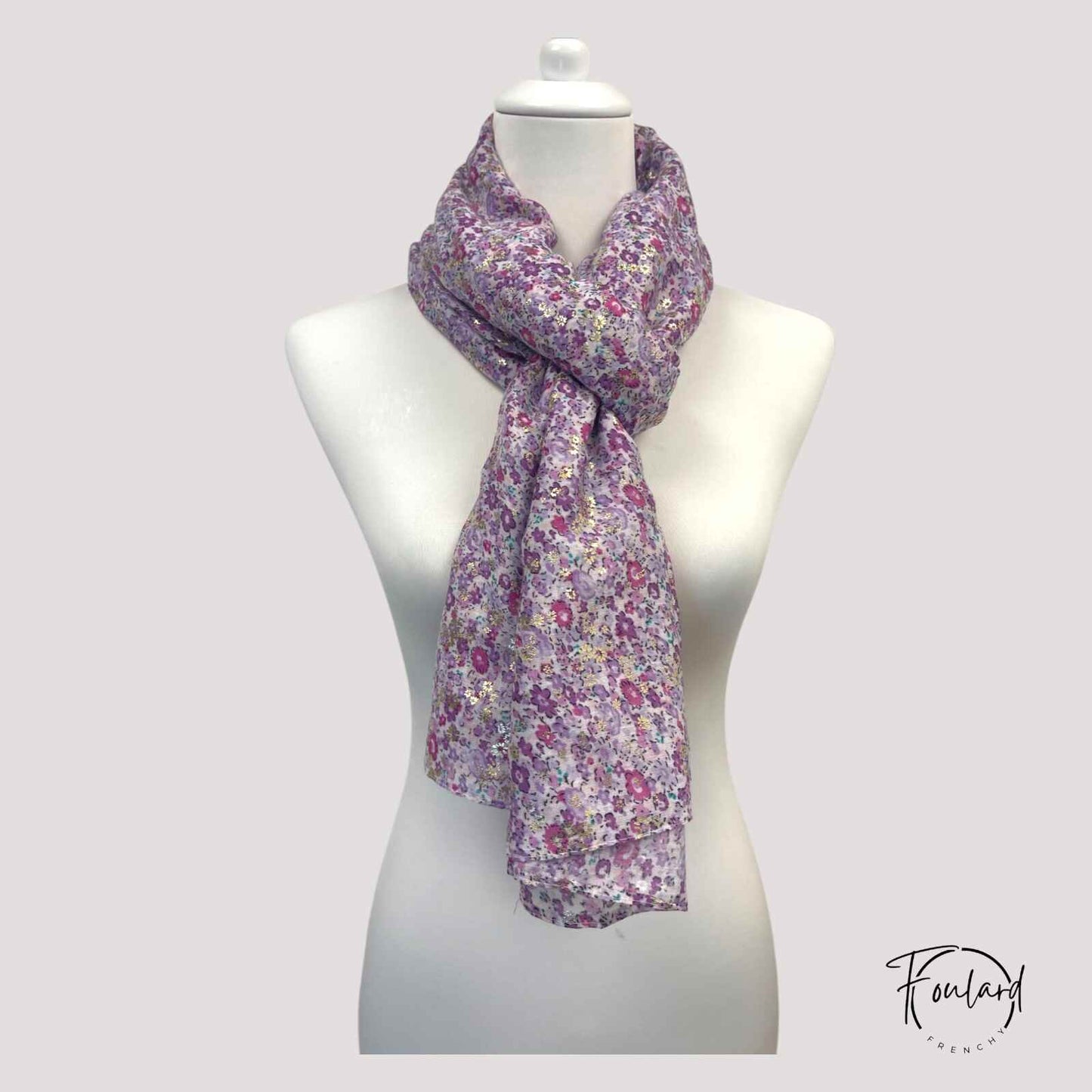 Foulard élégant en polyester avec motifs floraux et touches dorées
