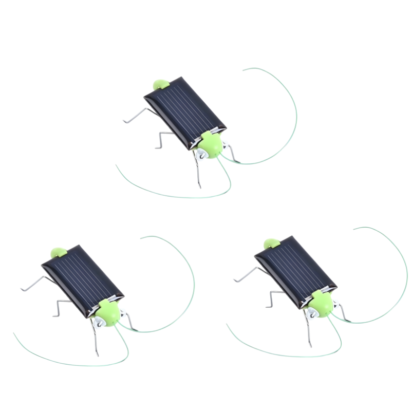 Ensemble de trois jouets sauterelles solaires sur une table