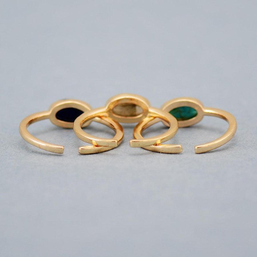 Bague en lapis lazuli, pierre bleue intense