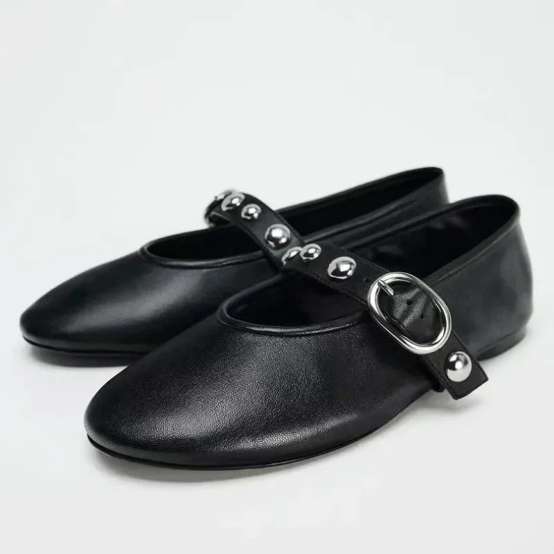 Ballerines en cuir noir, bout rond classique