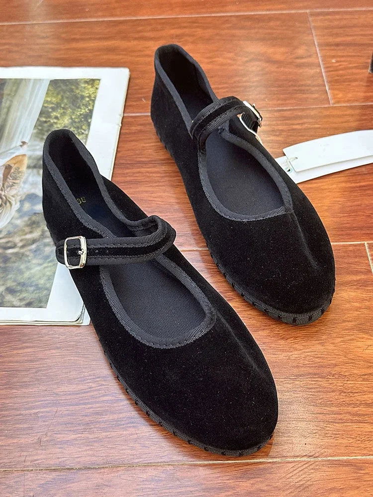 Ballerines noires avec bride ajustable en velours doux