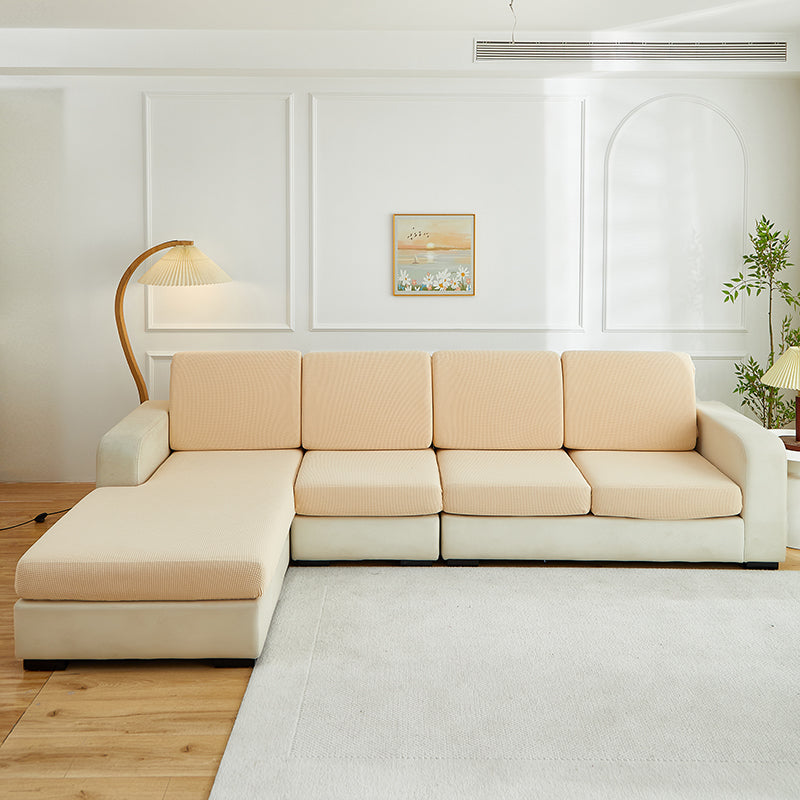 Installation rapide de la housse beige sur coussin