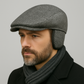 Béret en coton pour homme sur fond blanc
