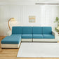 Housse bleue ciel sur coussin, mise en situation dans un salon