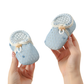Chaussures bébé à pois bleus, maille aérée