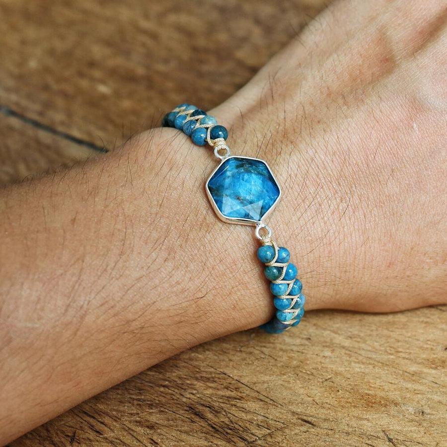 Vue latérale du bracelet ajustable en apatite naturelle