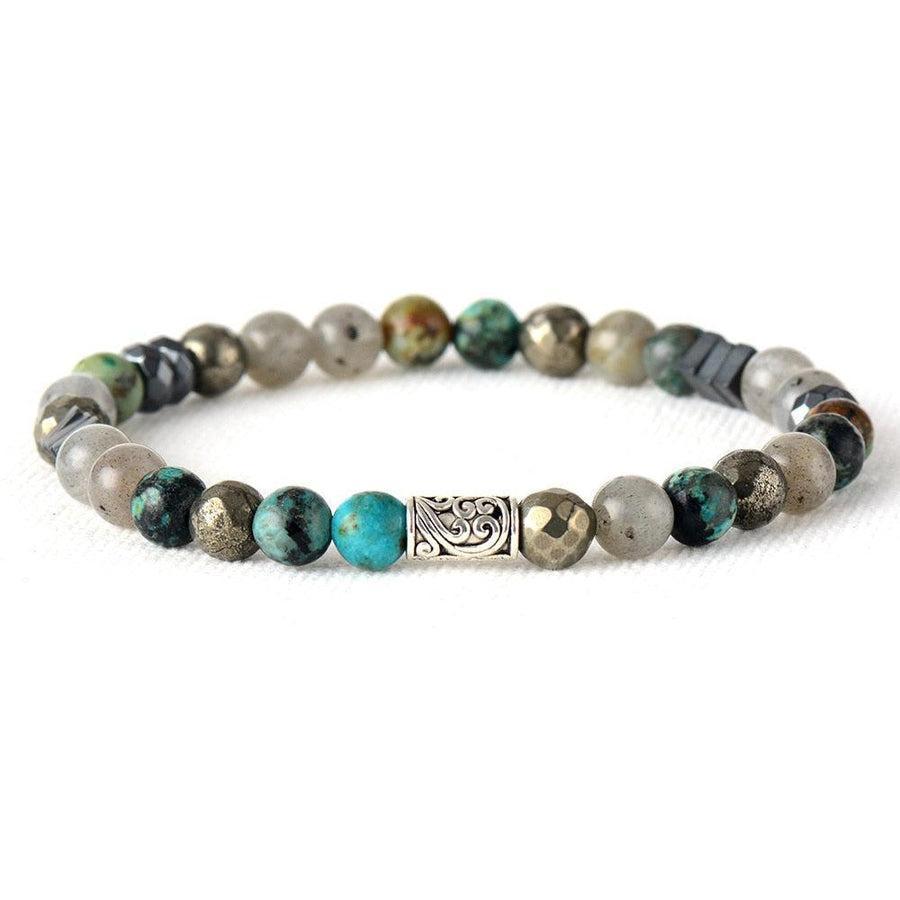 Vue d'ensemble du bracelet extensible en labradorite et pyrite