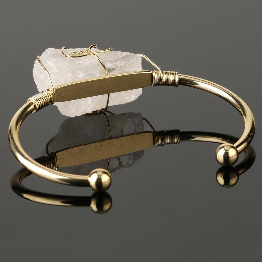 Détail du fermoir du bracelet avec pierre kyanite