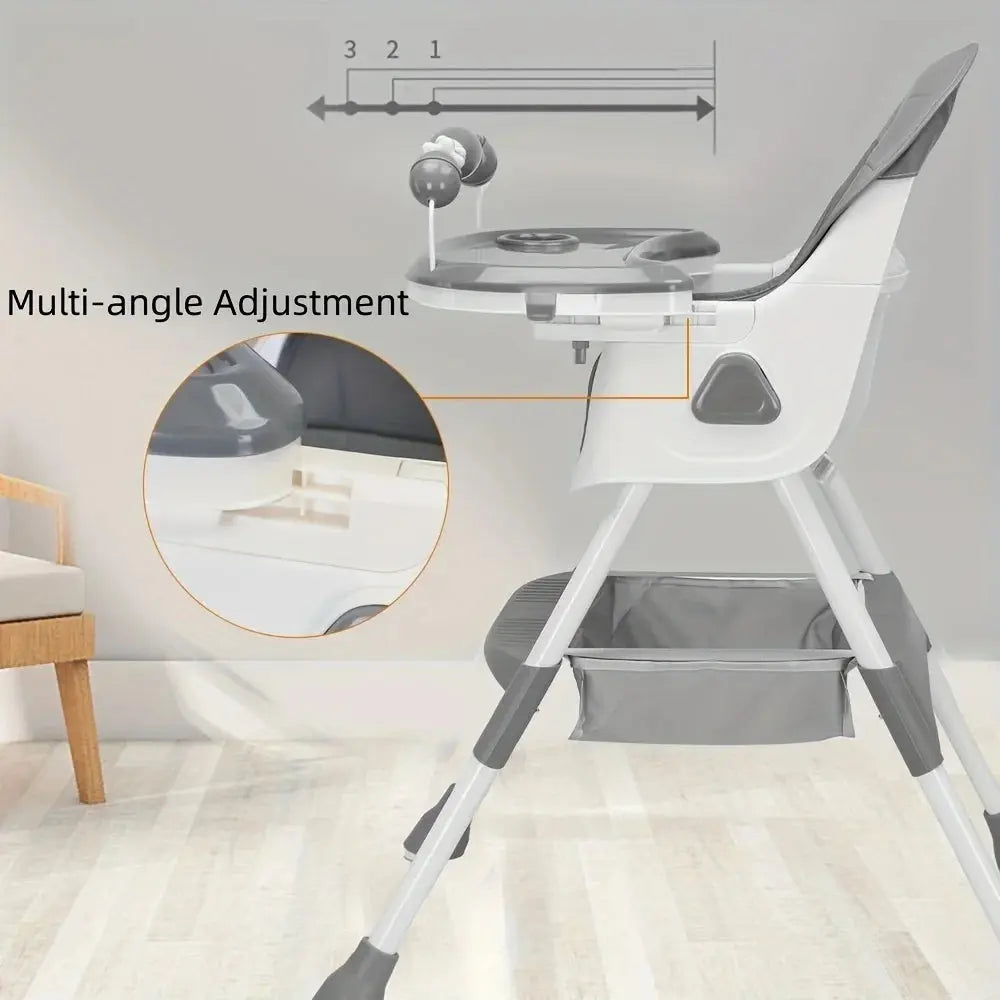 Chaise haute pliable en plastique, vue de face